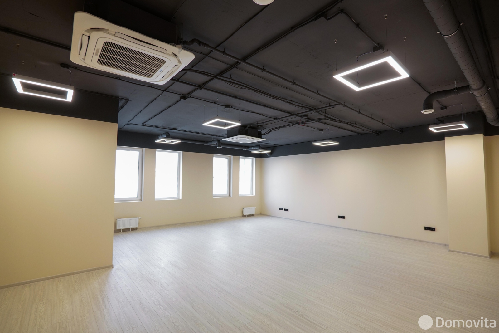 офис, Минск, ул. Интернациональная, д. 38, стоимость аренды 3 221 р./мес.