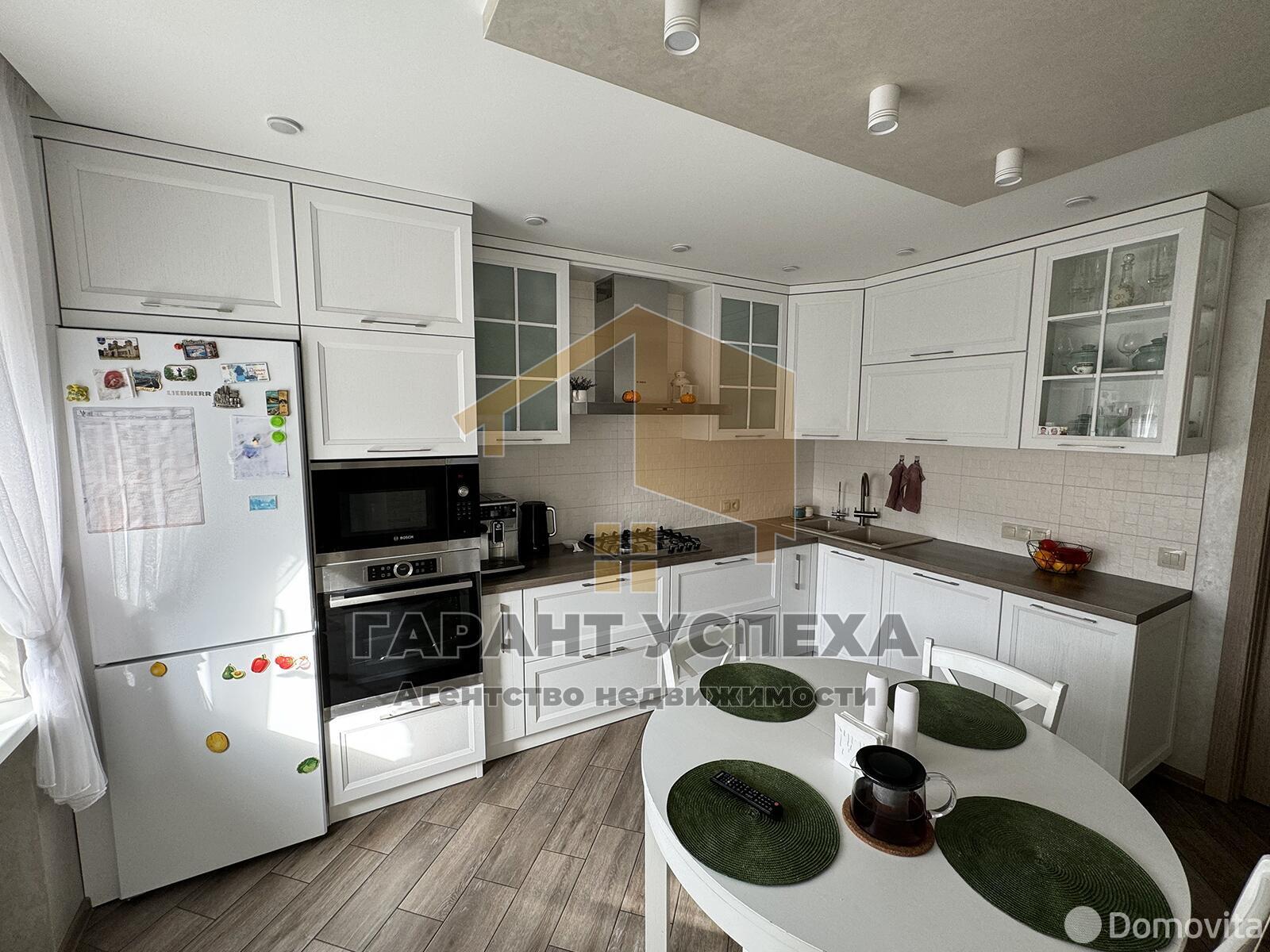 Купить 3-комнатную квартиру в Бресте, ул. Московская, 86900 USD, код: 1082225 - фото 1