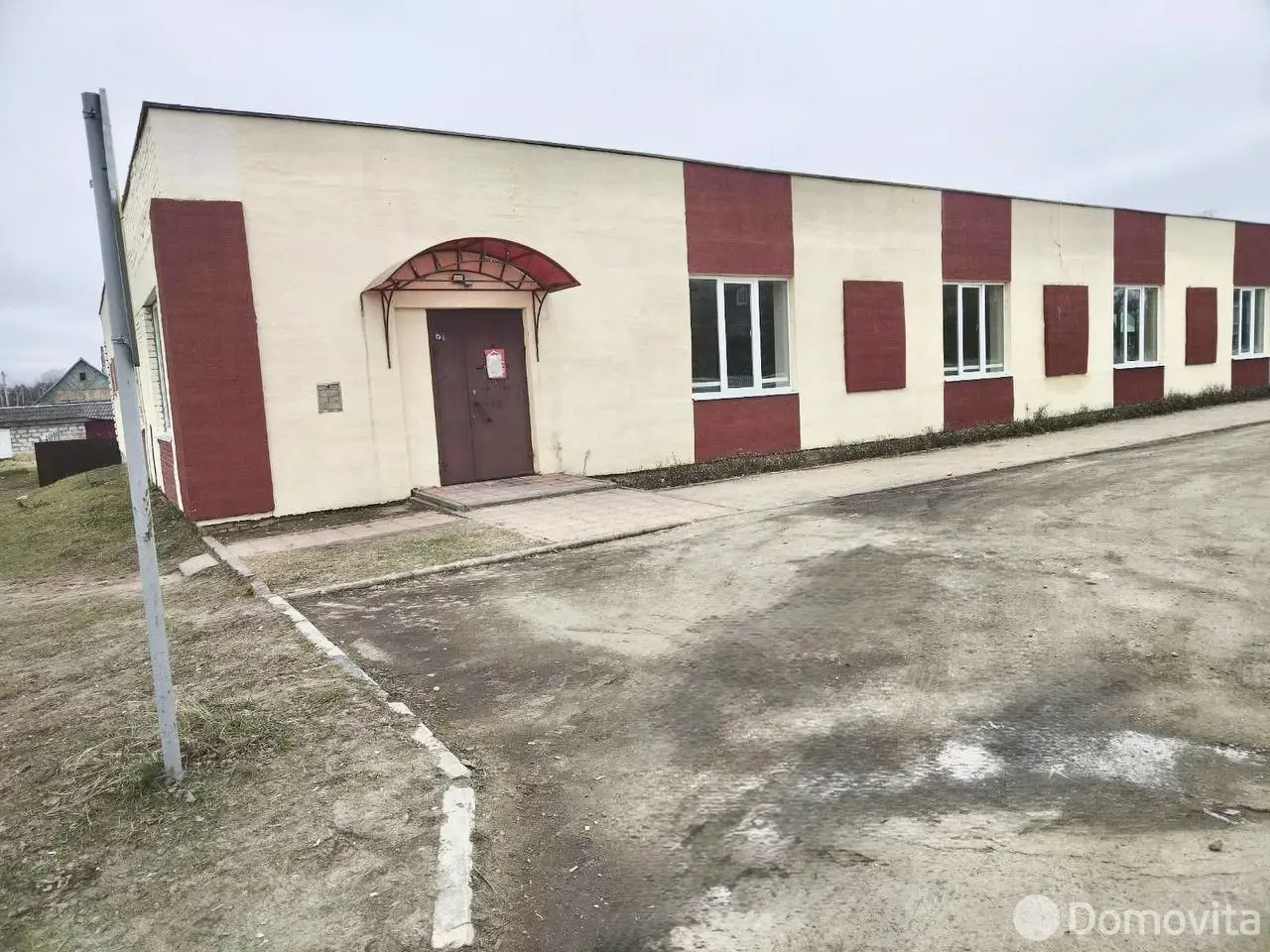 торговый объект, Городок, ул. Вокзальная, д. 1