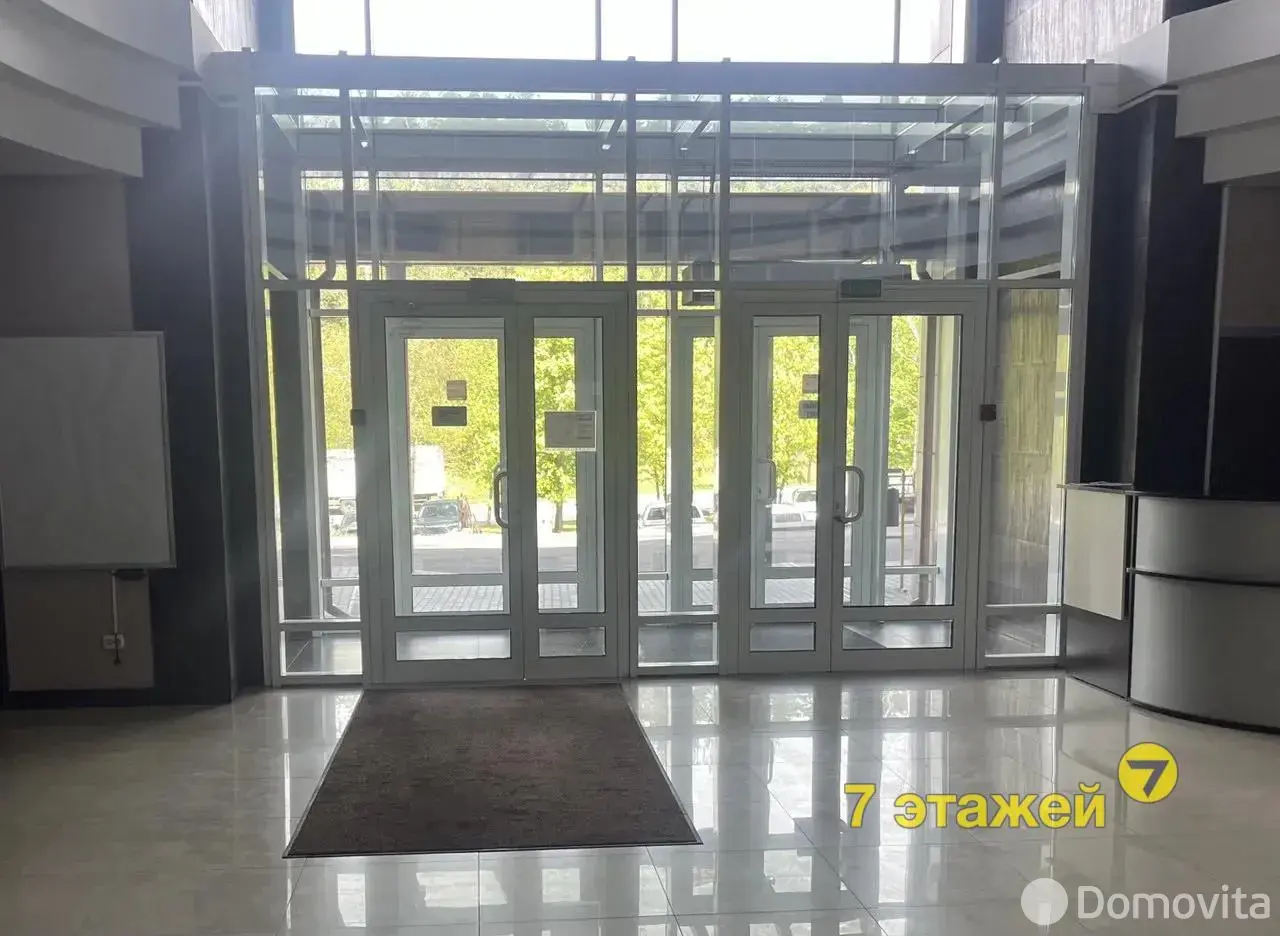 Продажа торгового помещения на ул. Франциска Скорины, д. 12 в Минске, 116500BYN, код 997780 - фото 18
