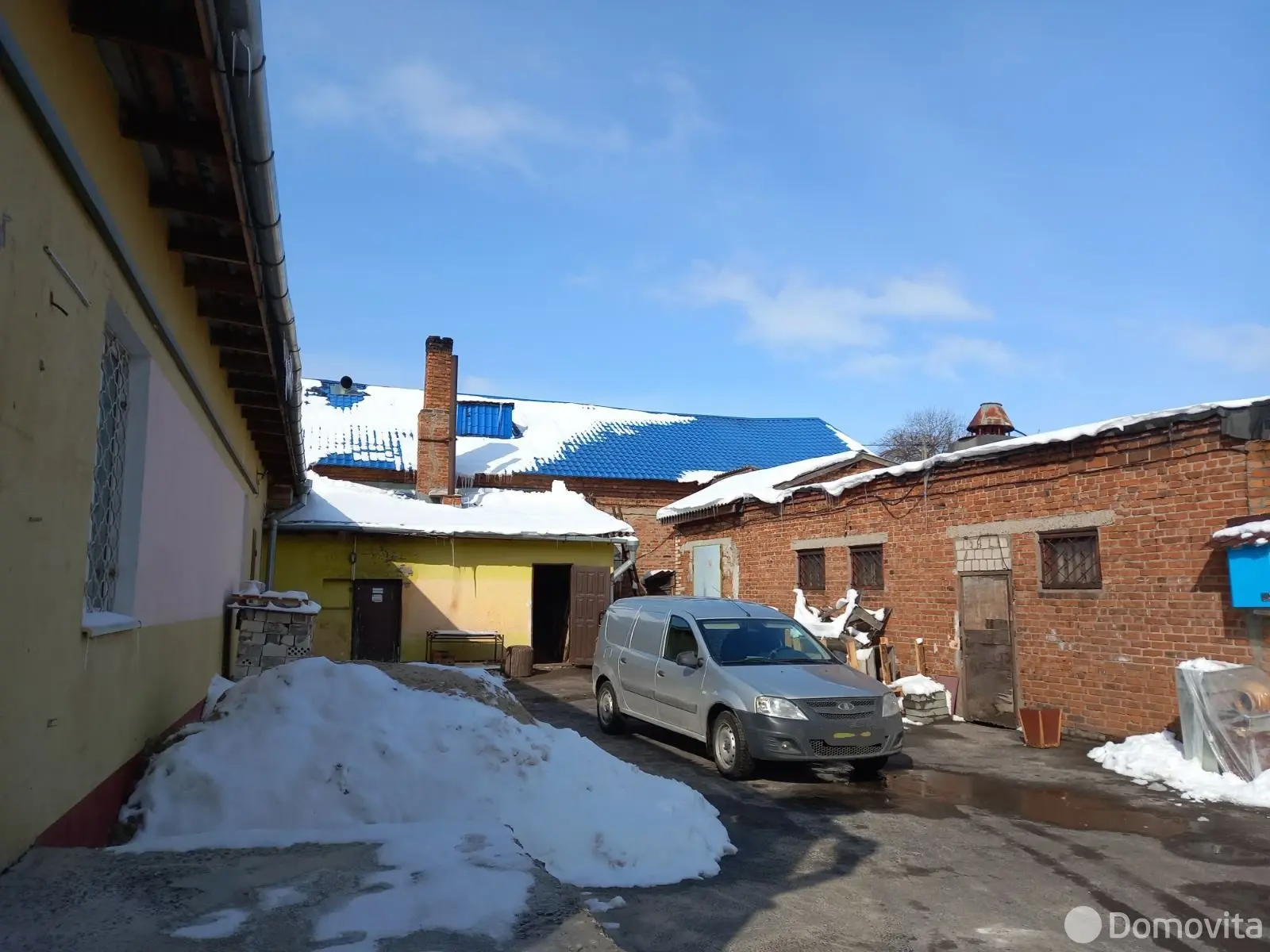 Купить офис на ул. Воровского, д. 27/1 в Жлобине, 510100BYN, код 8464 - фото 1