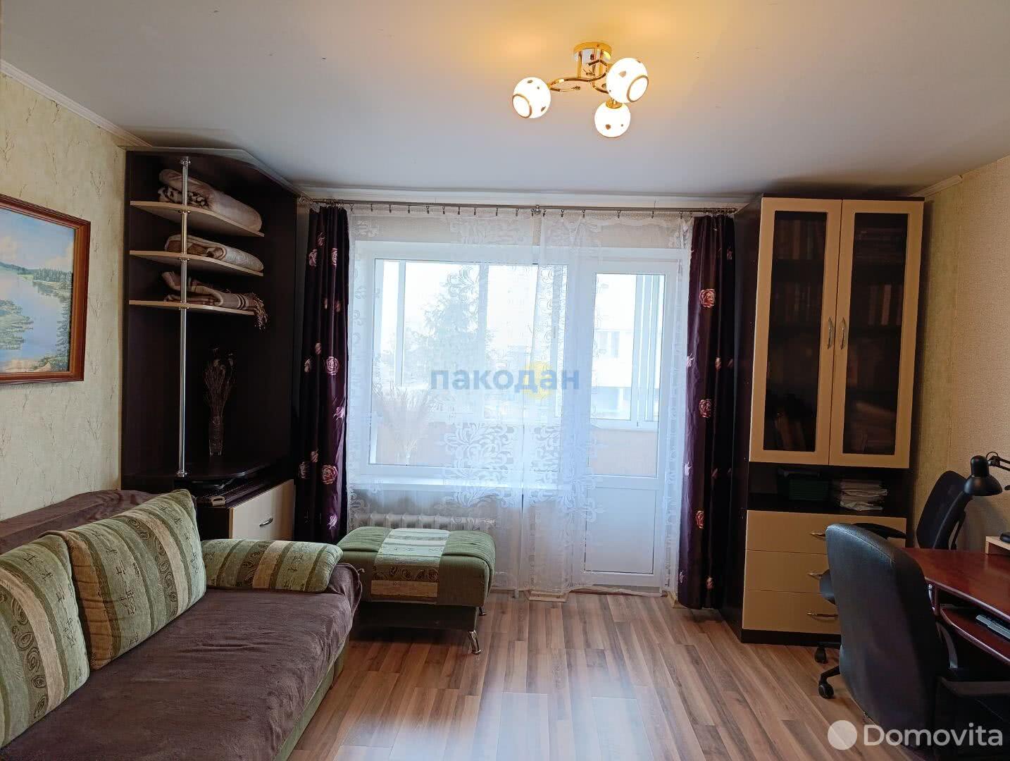 Продажа 2-комнатной квартиры в Заречье, д. 42, 32000 USD, код: 998183 - фото 1