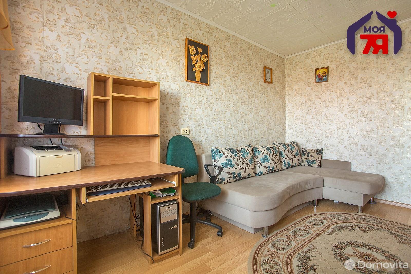 Продажа 3-комнатной квартиры в Сморгони, б-р Надежд, д. 73, 44900 USD, код: 898355 - фото 2