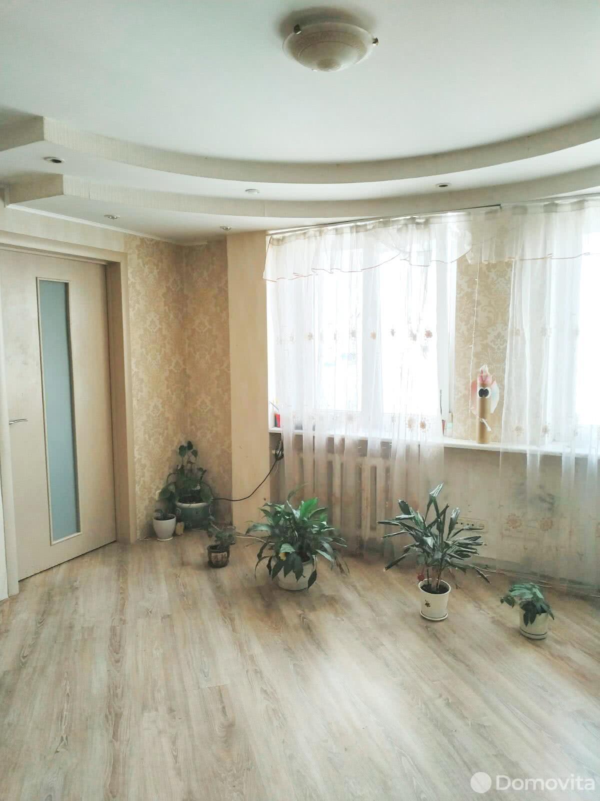 Купить 4-комнатную квартиру в Минске, ул. Бурдейного, д. 37, 160000 USD, код: 1013443 - фото 1