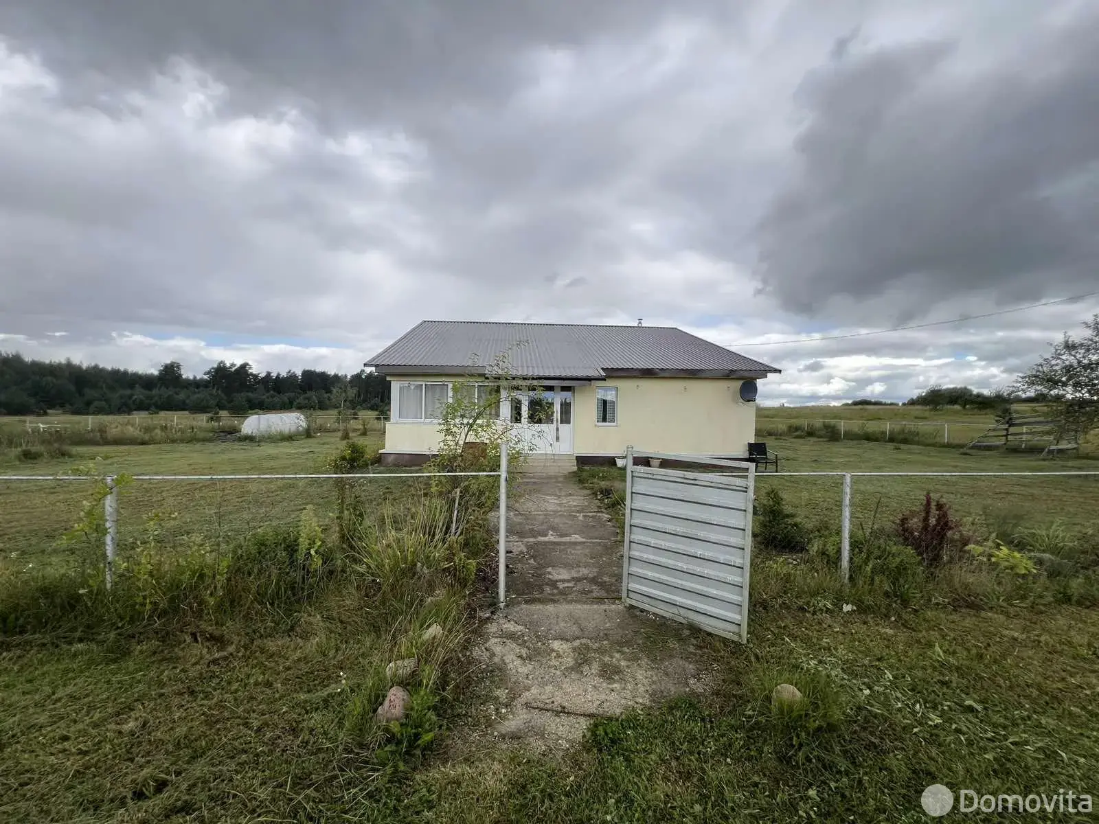 дом, Остюковичи, ул. Центральная 