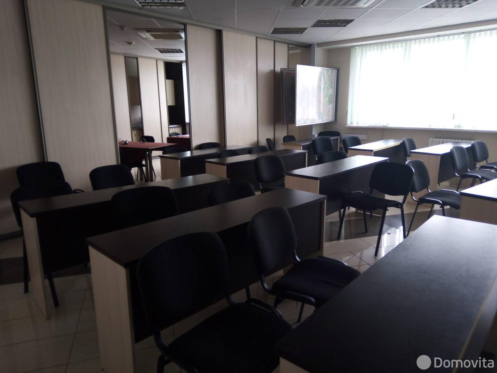 офис, Минск, ул. Шафарнянская, д. 11 на ст. метро Уручье