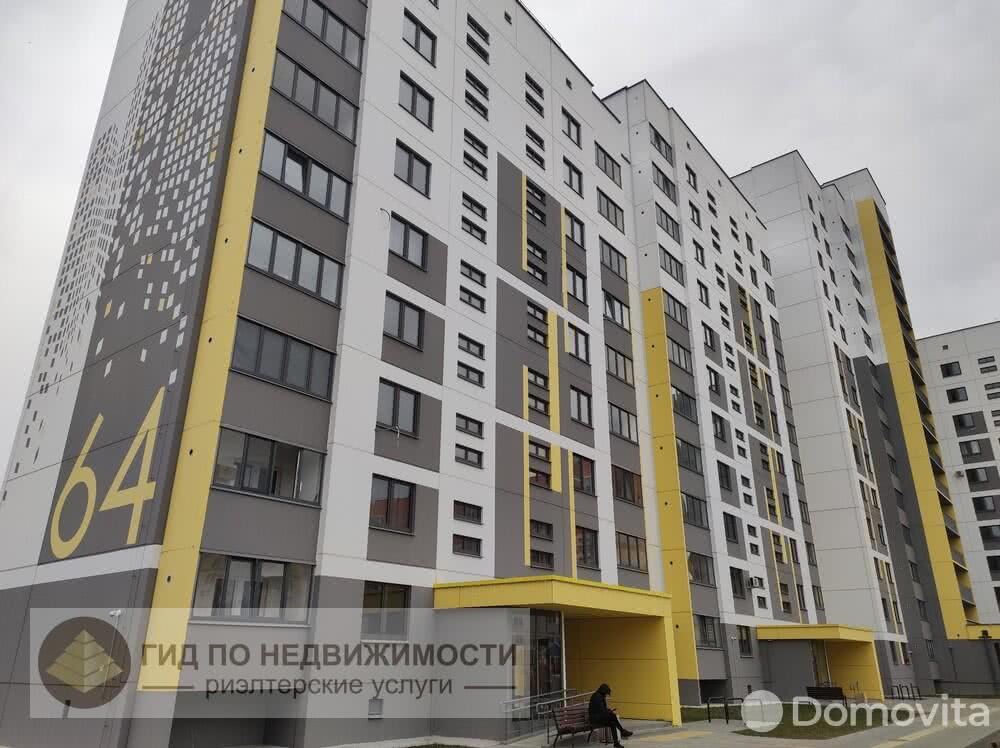 Купить 3-комнатную квартиру в Гомеле, ул. Григория Денисенко, д. 64, 75000 USD, код: 979788 - фото 1