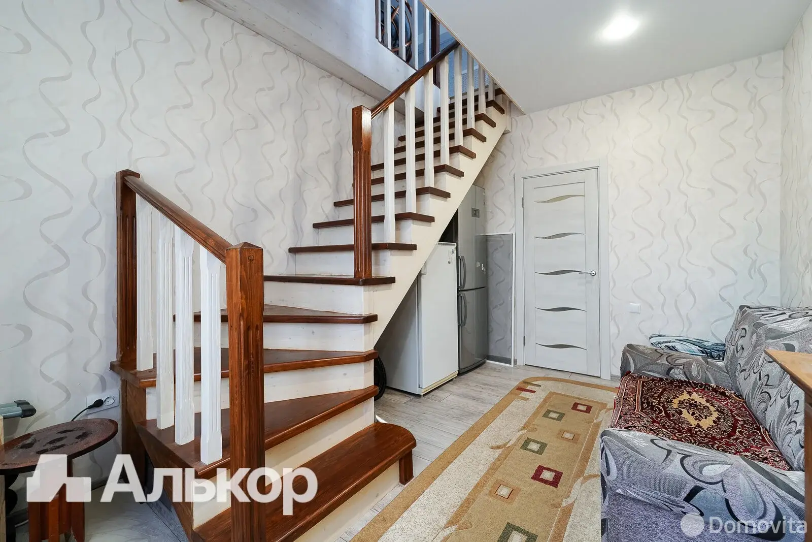 коттедж, Ратомка, ул. Октябрьская, д. 30 