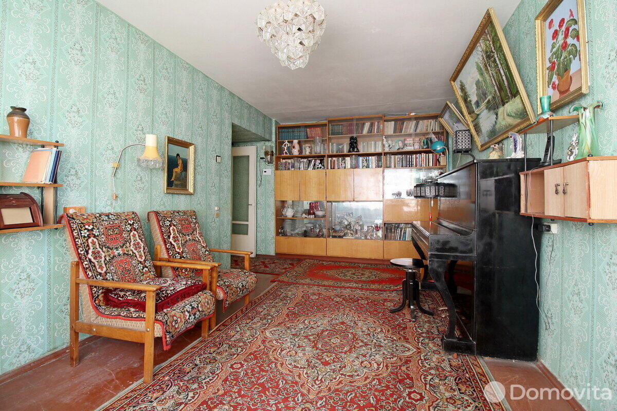 Купить 3-комнатную квартиру в Минске, ул. Широкая, д. 12, 69000 USD, код: 990329 - фото 2