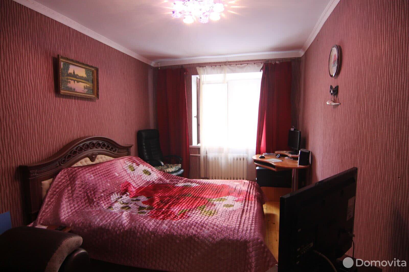 Продажа 2-комнатной квартиры в Минске, ул. Интернациональная, д. 15, 215000 USD, код: 889118 - фото 2