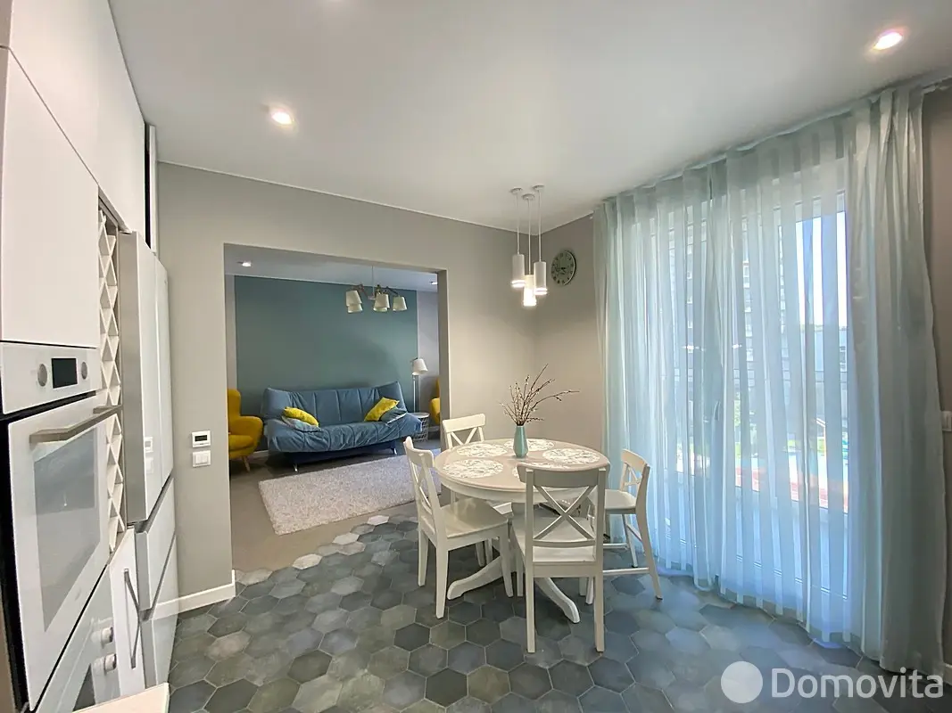Купить 4-комнатную квартиру в Ратомке, ул. Морской Риф, д. 1/1, 239900 USD, код: 1118922 - фото 3