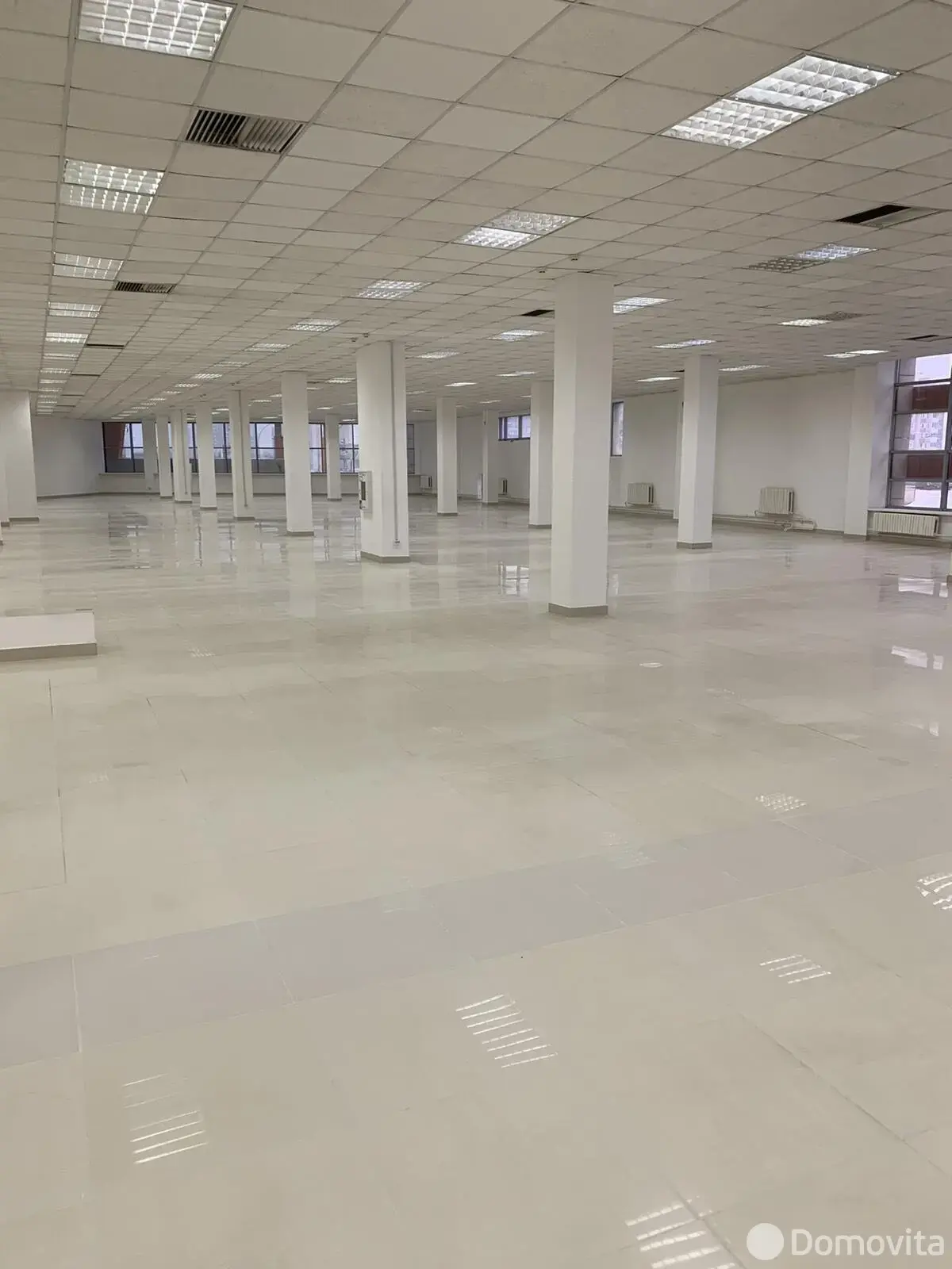 Помещение под сферу услуг в Минске, ул. Маяковского, д. 146, код 4279 - фото 1
