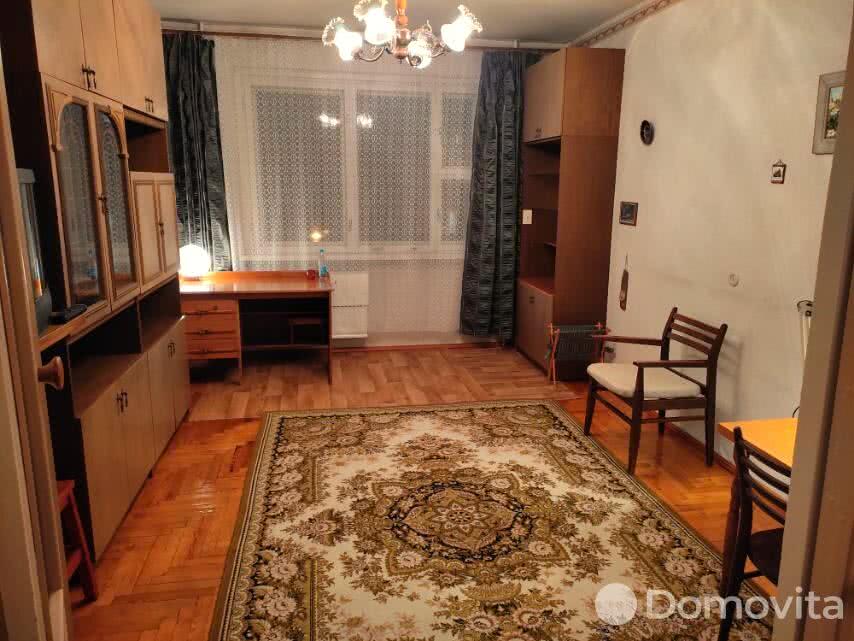 Снять 2-комнатную квартиру в Минске, ул. Некрасова, д. 22, 300USD - фото 1