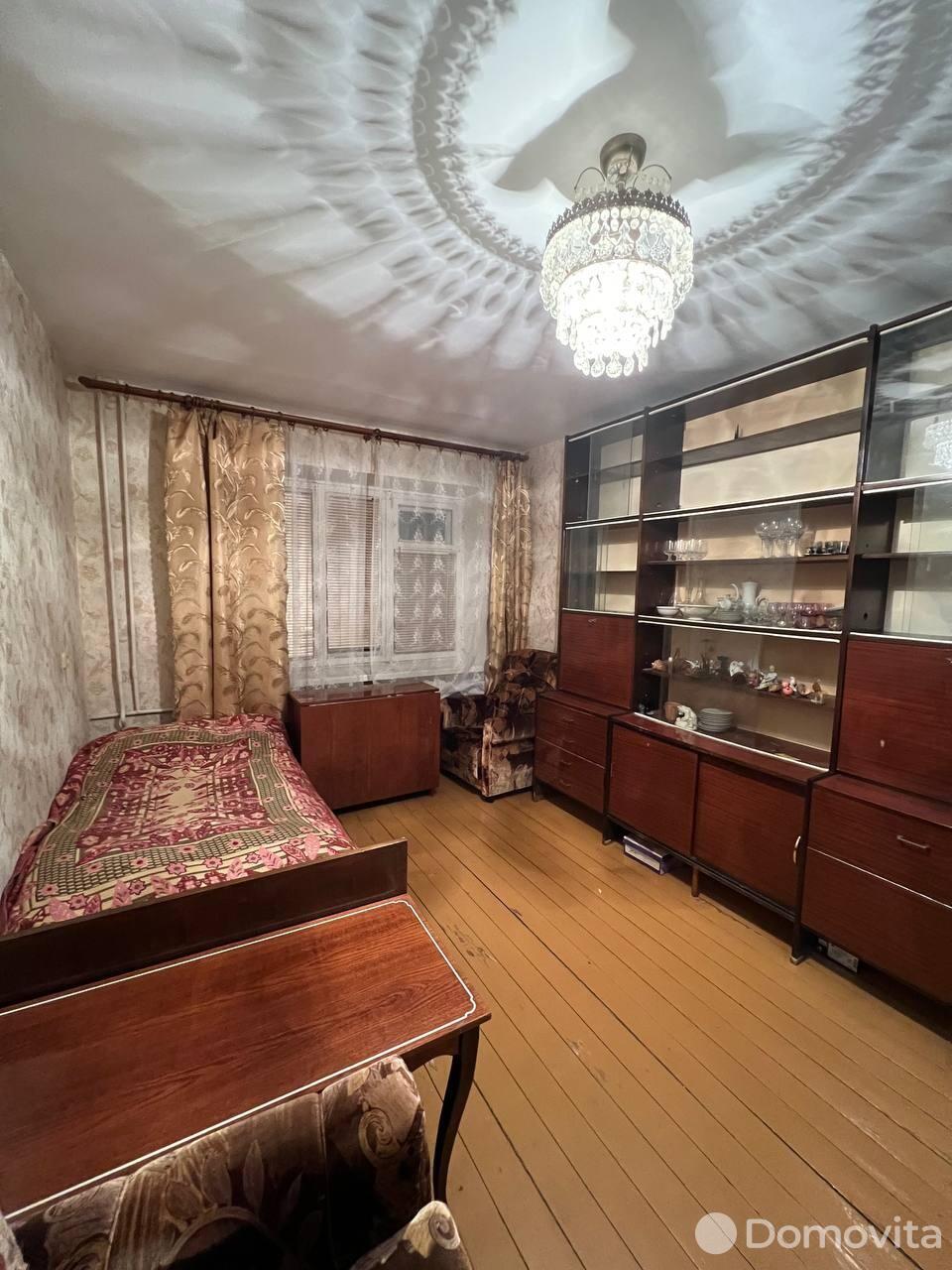 Купить 2-комнатную квартиру в Мяделе, ул. Комсомольская, д. 1, 17200 USD, код: 999911 - фото 1