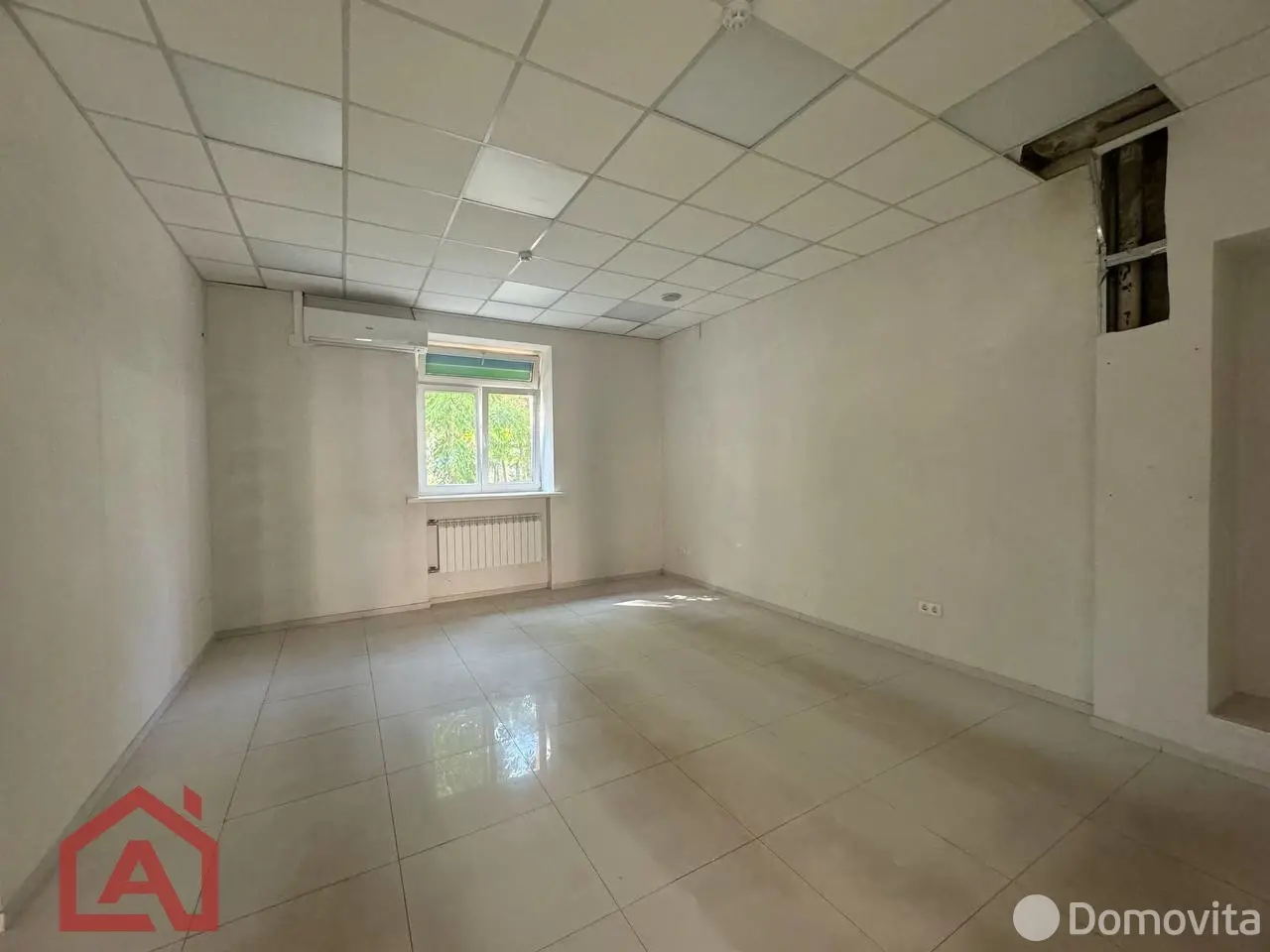 Снять торговое помещение на ул. Долгобродская, д. 8 в Минске, 1400USD, код 966733 - фото 1