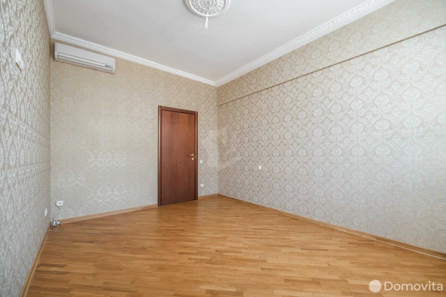 Купить 3-комнатную квартиру в Минске, ул. Янки Купалы, д. 17, 152000 USD, код: 998000 - фото 5