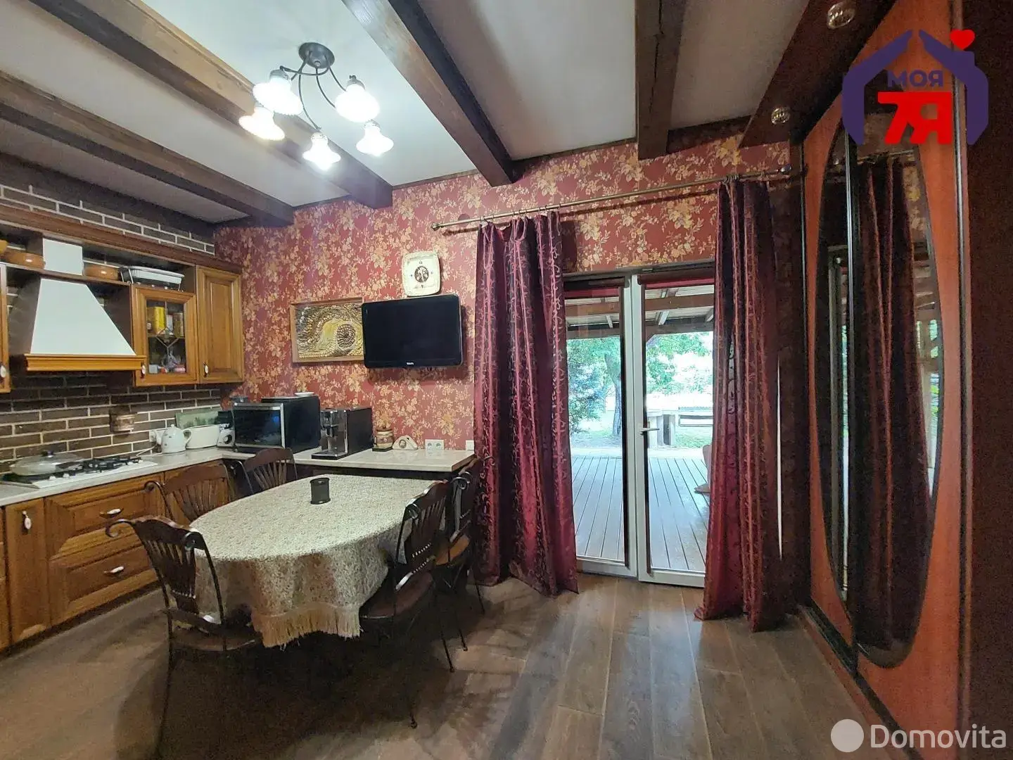 коттедж, Кировец,