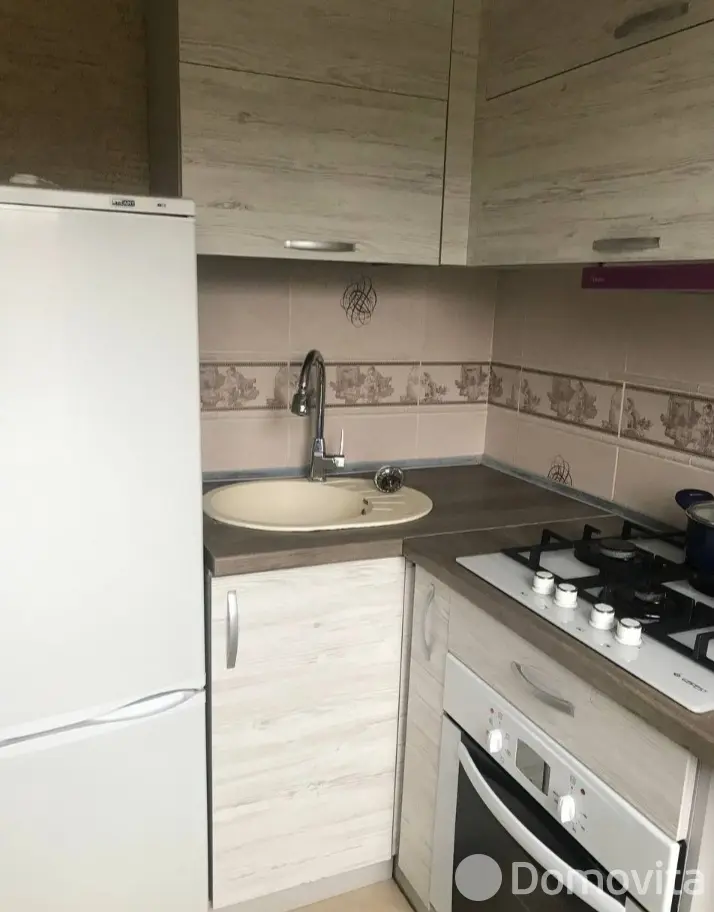комната, Минск, ул. Куйбышева, д. 93 на ст. метро Площадь Якуба Коласа