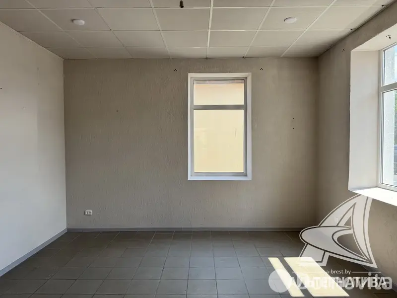 торговый объект, Кобрин, , стоимость продажи 285 500 р.