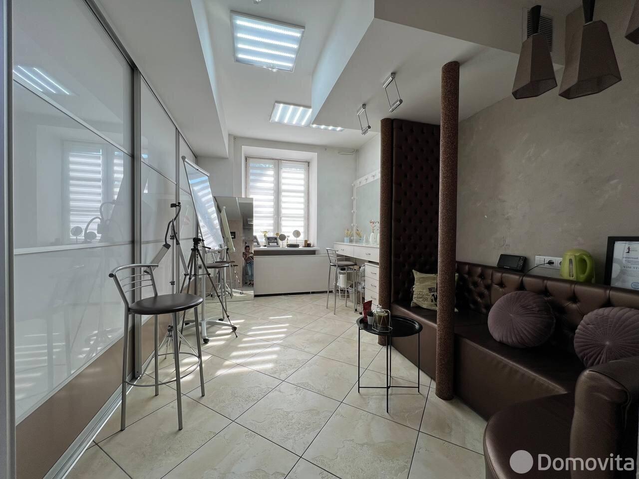 Снять торговую точку на пр-т Независимости, д. 13 в Минске, 941EUR, код 964481 - фото 13