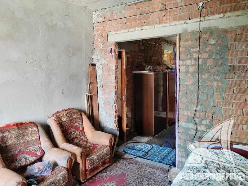 коттедж, Черни, 