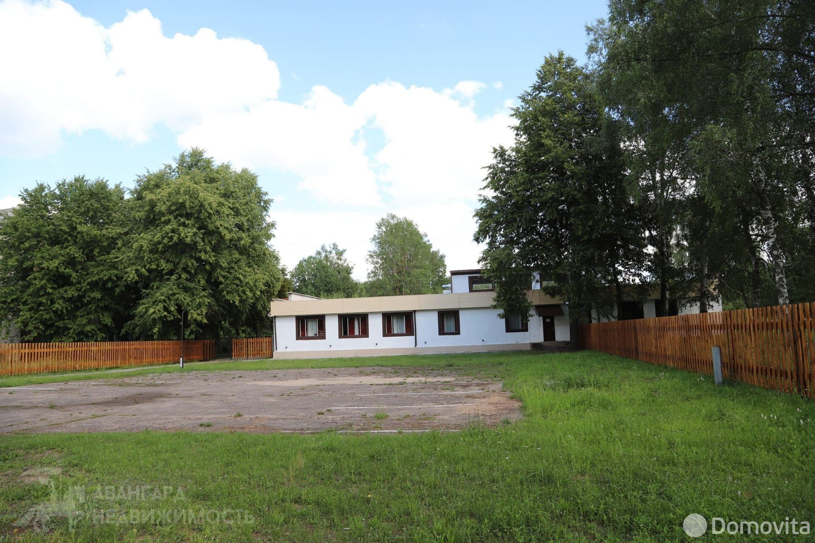 продажа объекта сферы услуг, Новоколосово, ул. Спортивная