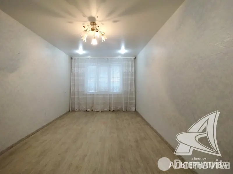 Купить 2-комнатную квартиру в Бресте, ул. 28 июля, 54000 USD, код: 1125740 - фото 1