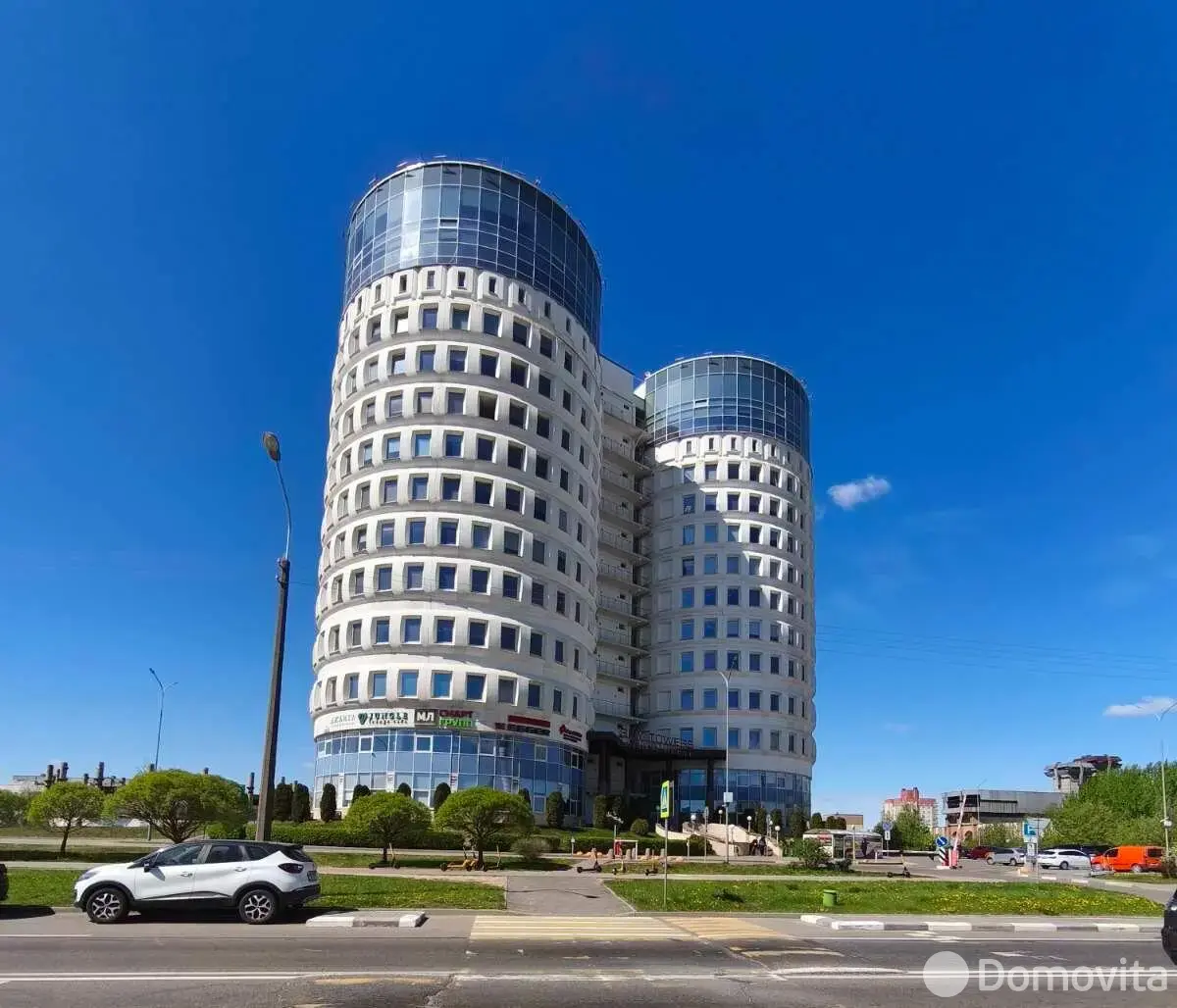 Купить помещение под сферу услуг в Минске, ул. Домбровская, д. 9 - фото 1