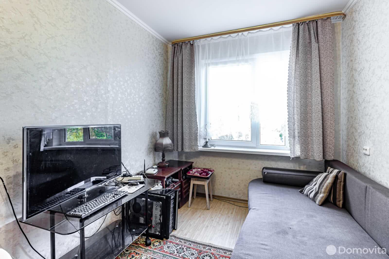 Купить 2-комнатную квартиру в Минске, ул. Мирошниченко, д. 49, 72900 USD, код: 999813 - фото 3