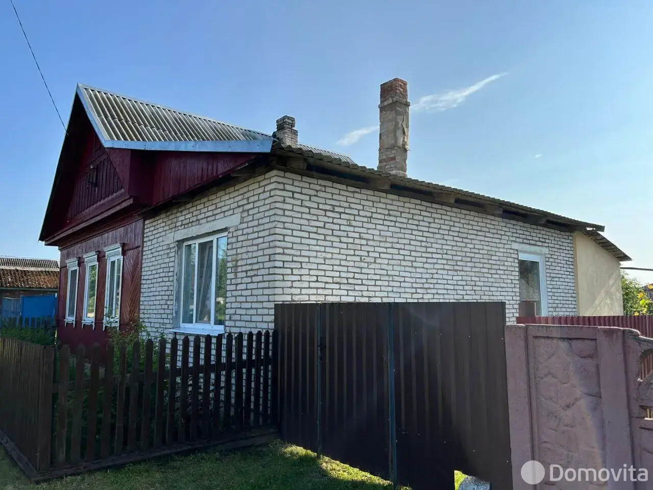 дом, Ленок, ул. Восточная, д. 8 