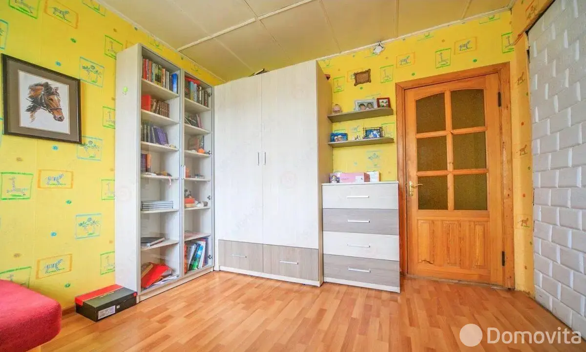 коттедж, Раков, ул. Заславская, стоимость продажи 224 984 р.