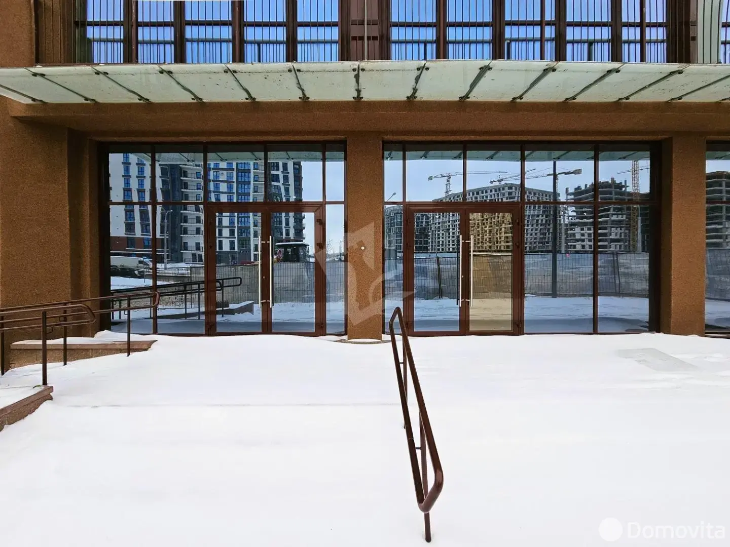 Помещение под сферу услуг в Минске, ул. Игоря Лученка, д. 15, код 3682 - фото 2