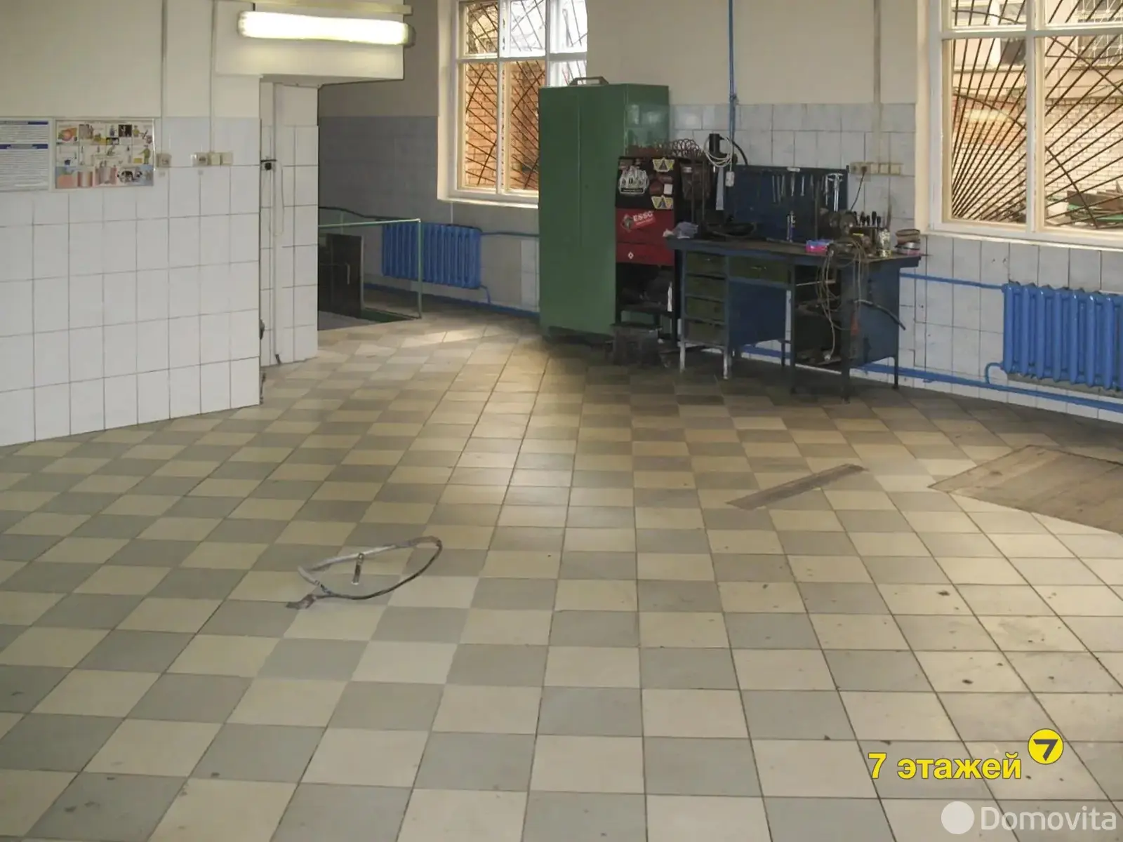 Купить помещение под сферу услуг в Минске, ул. Жилуновича, д. 2 - фото 14