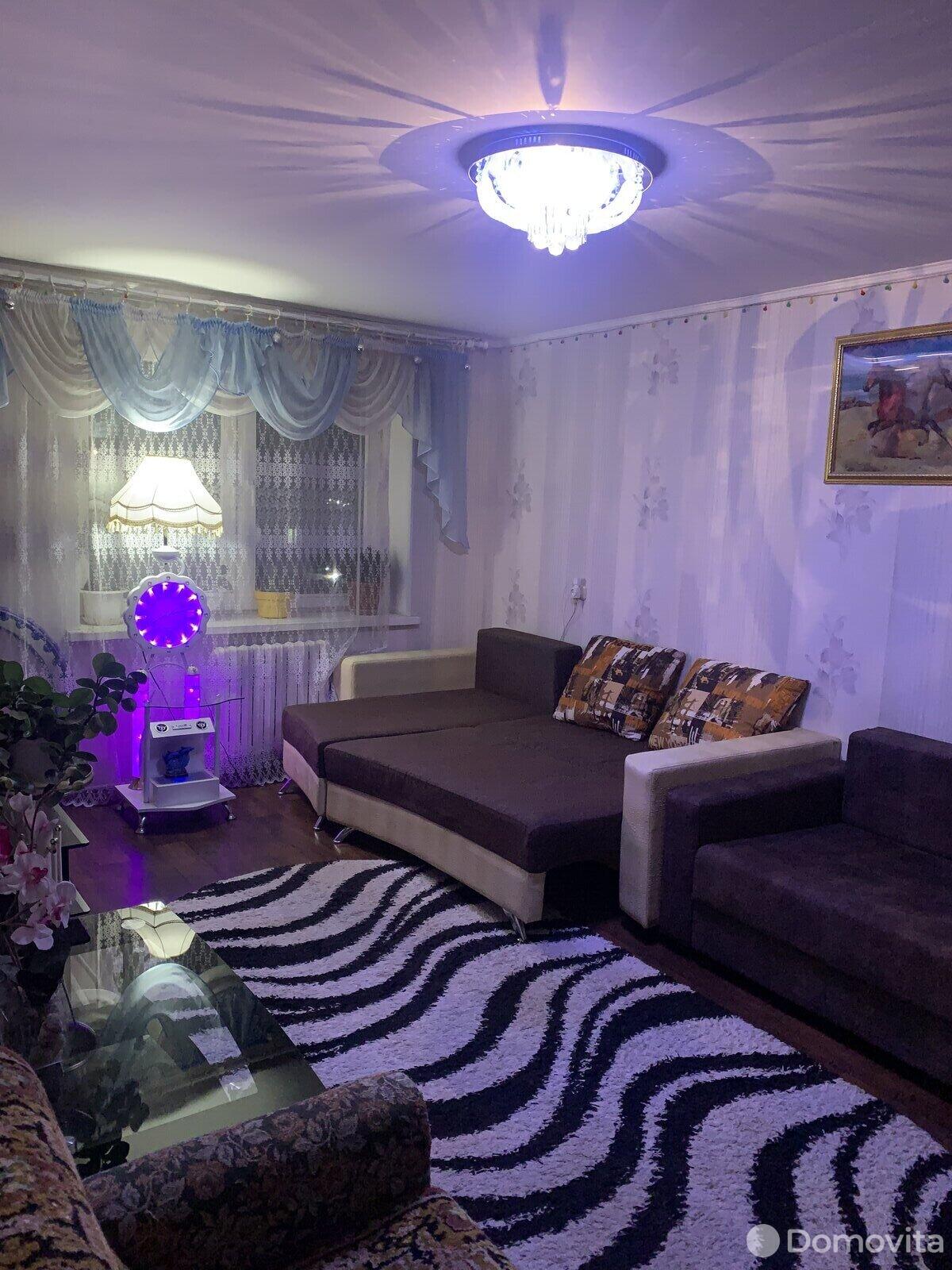 Продажа 2-комнатной квартиры в Борисове, ул. Чаловской, д. 55, 41500 USD, код: 941177 - фото 1