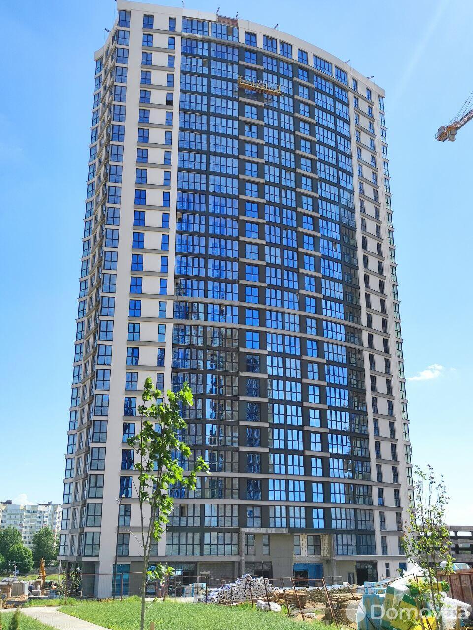 Продажа 4-комнатной квартиры в Минске, ул. Игоря Лученка, д. 12/4, 93370 EUR, код: 1015679 - фото 1