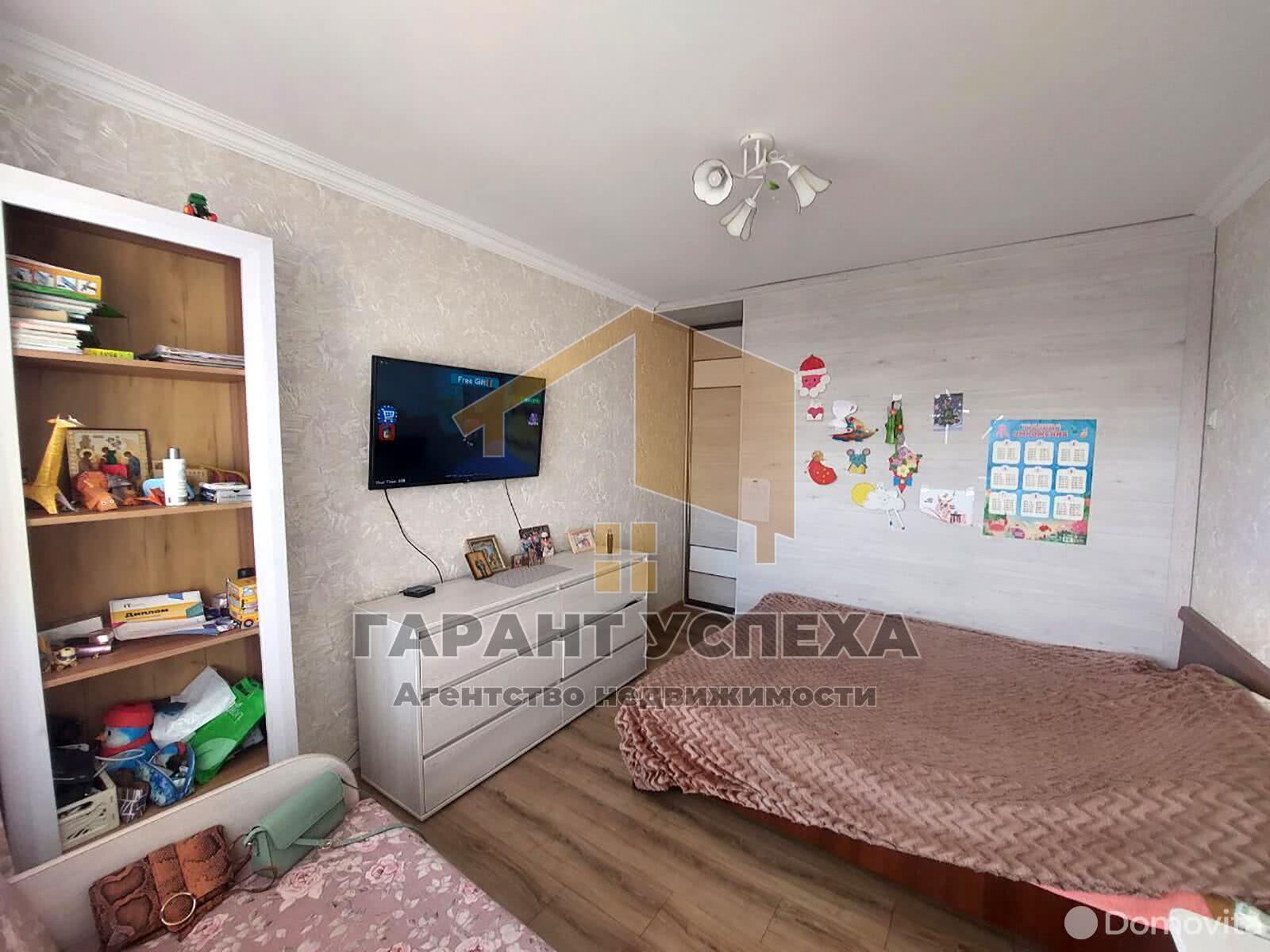 Купить 2-комнатную квартиру в Бресте, ул. Дворникова, 39900 USD, код: 1022148 - фото 1