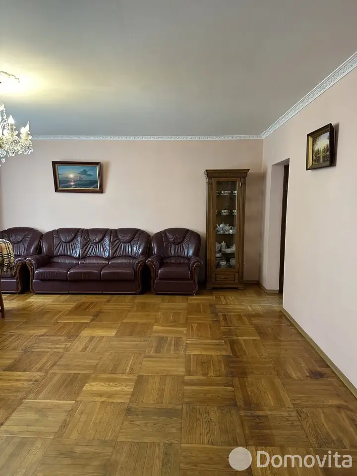 дом, Могилев, б-р Юбилейный в Ленинском районе