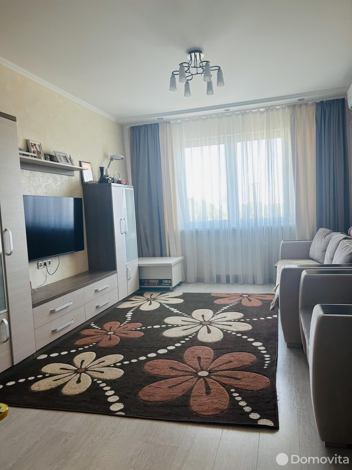 Продажа 2-комнатной квартиры в Минске, ул. Маршала Лосика, д. 32, 99500 USD, код: 1022580 - фото 1