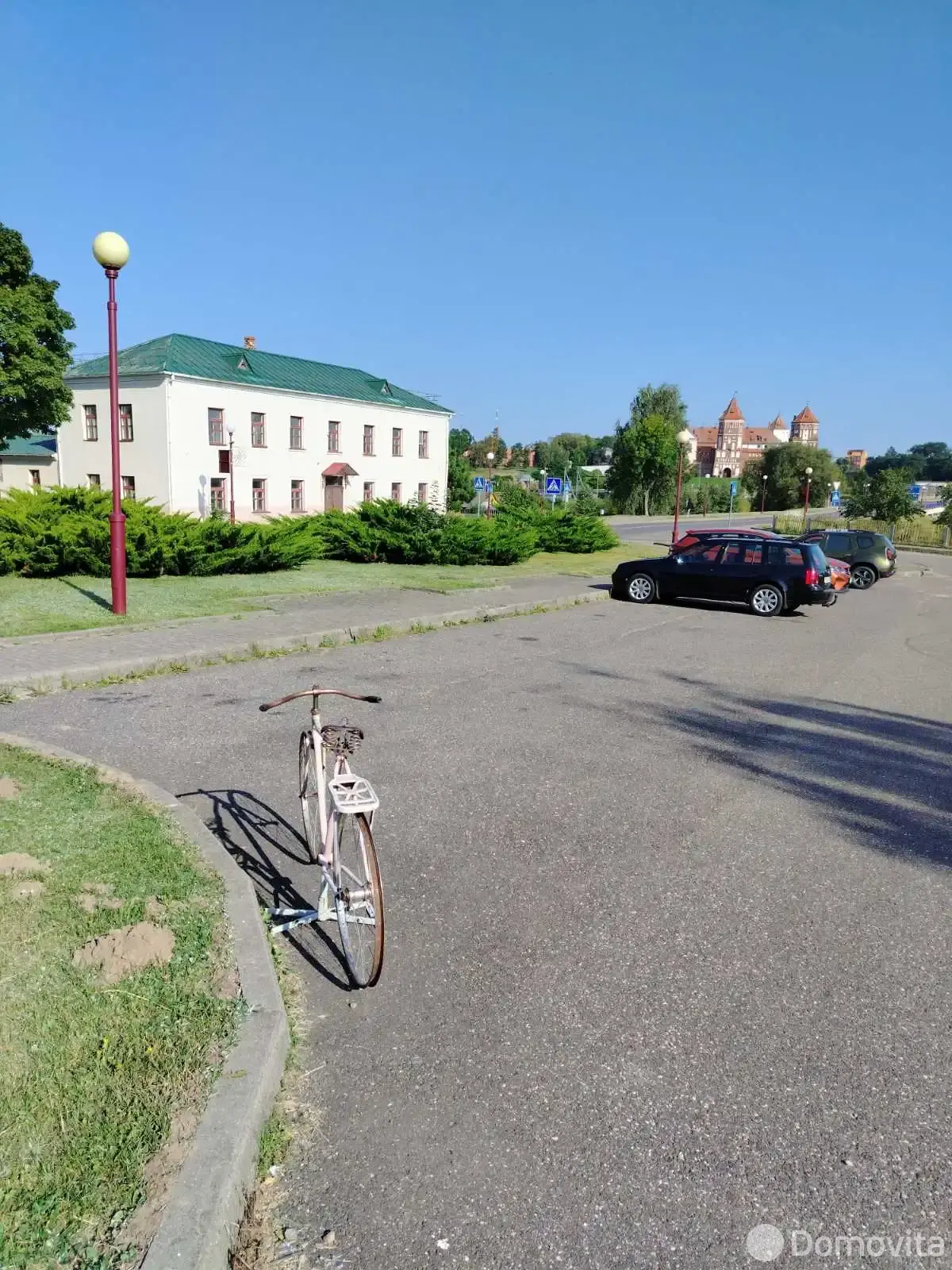 объект сферы услуг, Мир, ул. Красноармейская, д. 4 