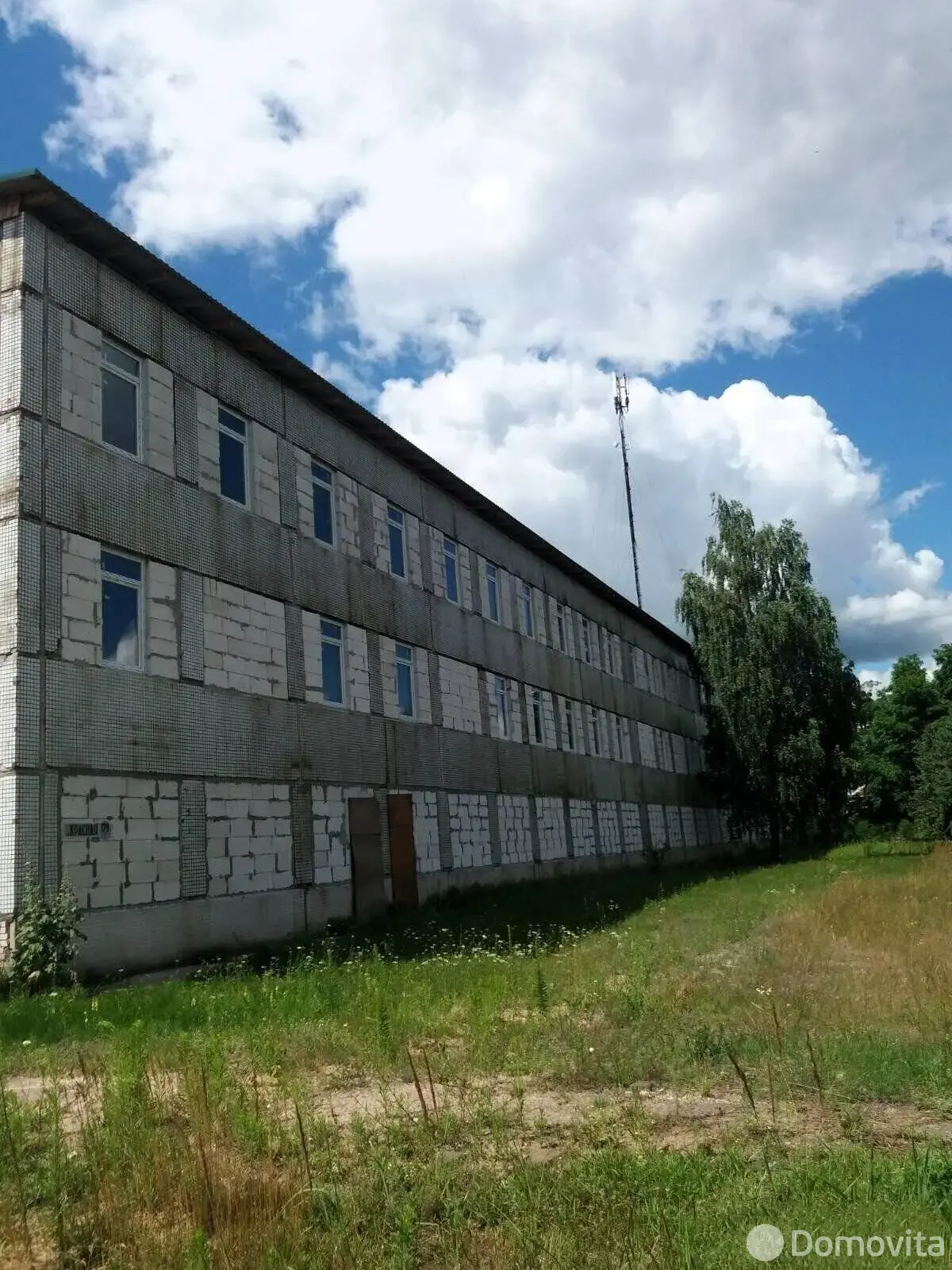 торговый объект, Лунинец, ул. Красная, д. 179 - лучшее предложение