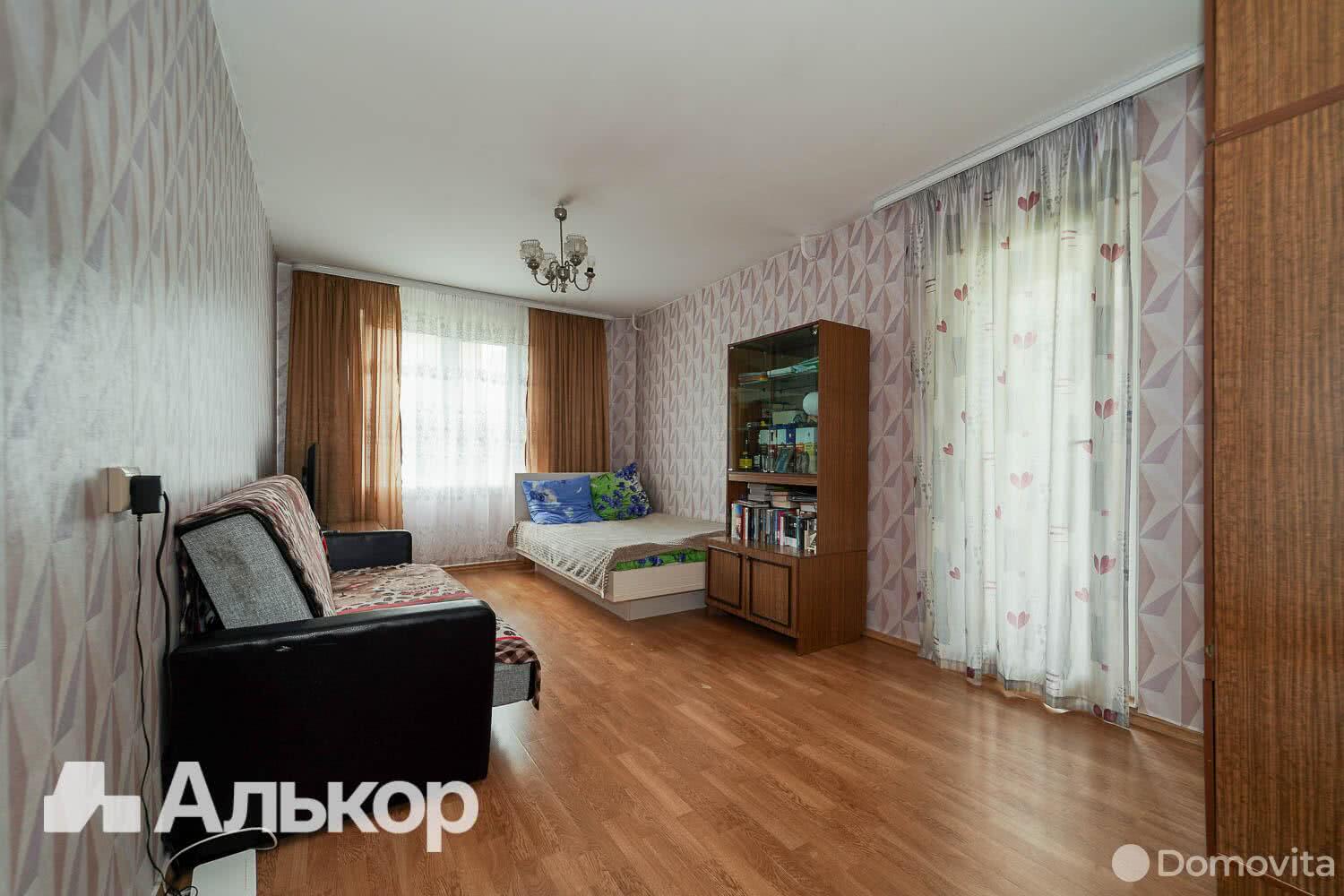 Купить 1-комнатную квартиру в Минске, ул. Руссиянова, д. 24, 57500 USD, код: 1006816 - фото 1