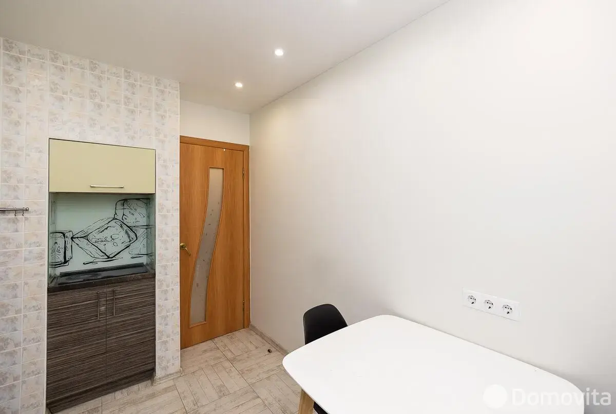 Купить 2-комнатную квартиру в Минске, ул. Руссиянова, д. 13/1, 66000 USD, код: 1125866 - фото 2