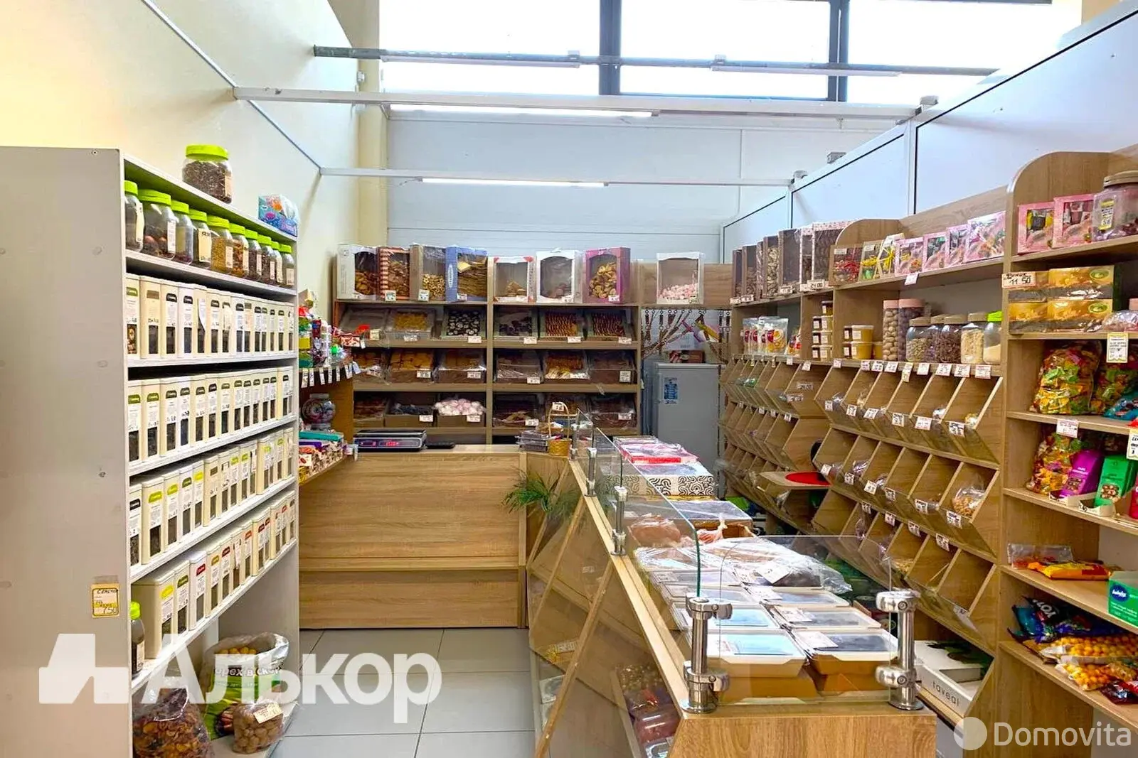 торговый объект, Заславль, пер. Студенецкий, д. 7 - лучшее предложение