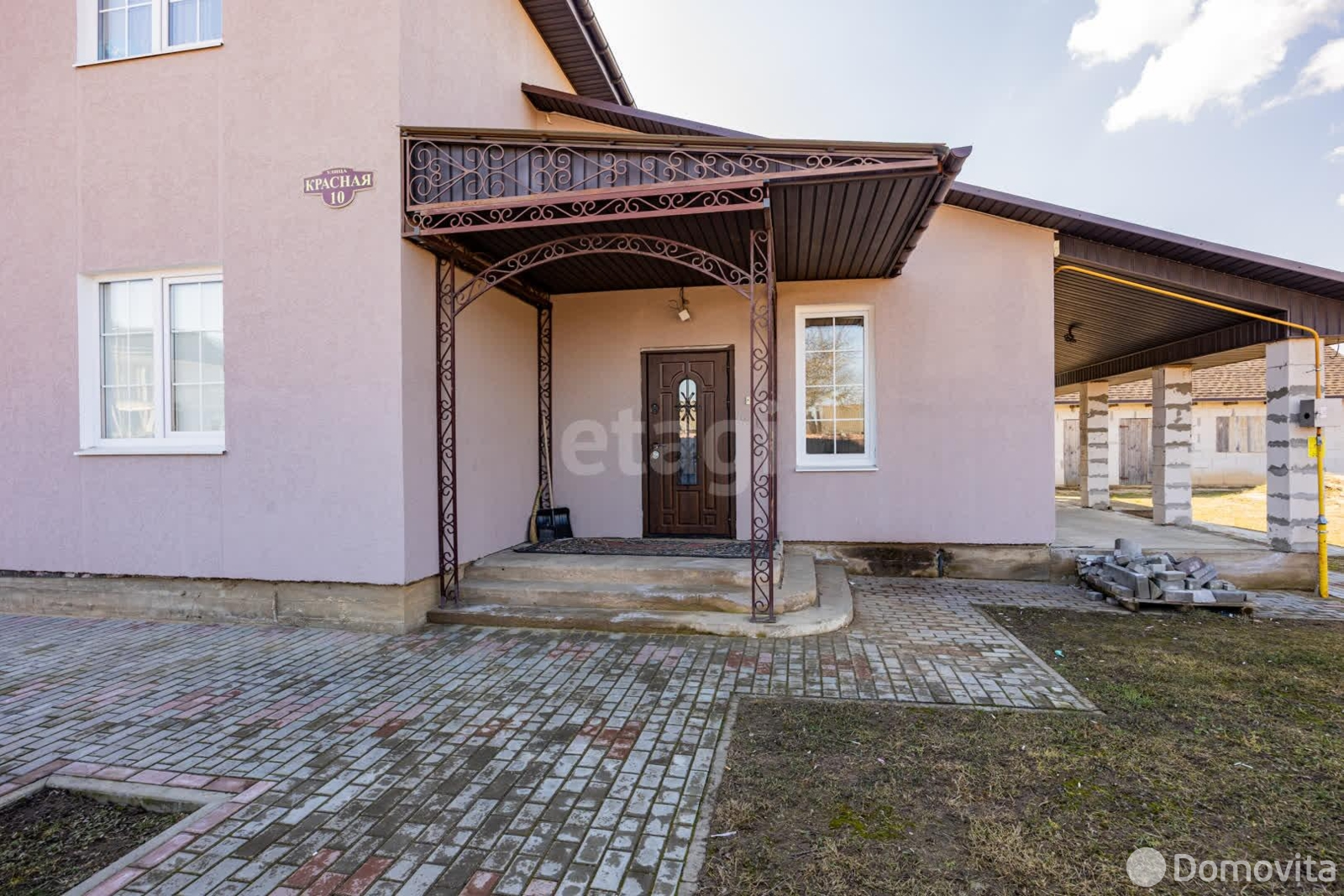 дом, Червень, ул. Красная 