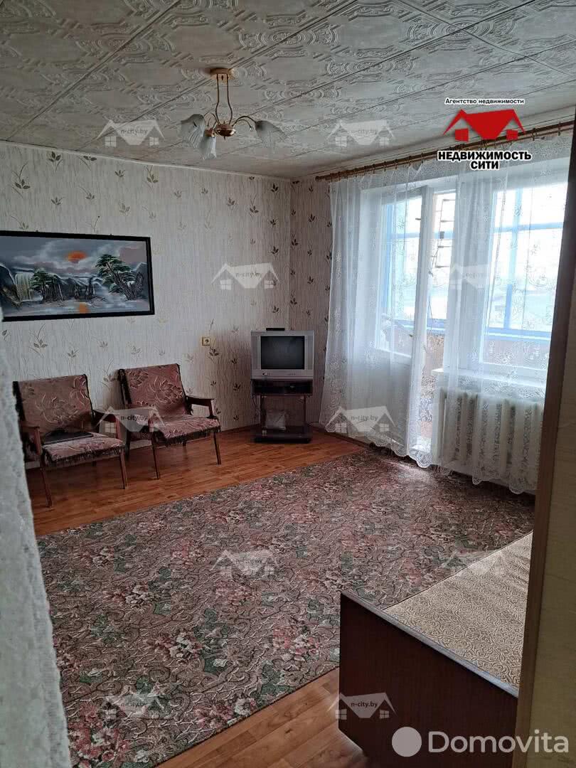 Купить 1-комнатную квартиру в Лапичах, ул. Газовиков, д. 1, 12600 USD, код: 999759 - фото 1