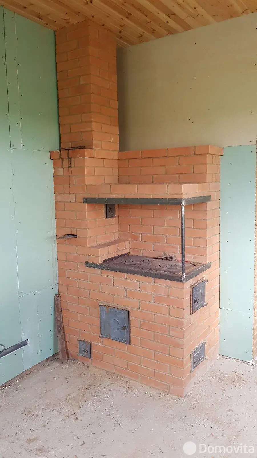 дом, Есьмановцы, ул. Центральная, д. 1/в 