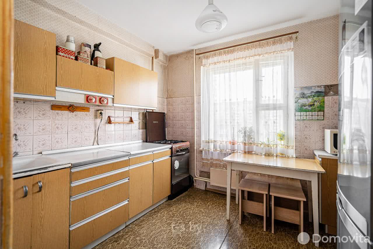 Купить 3-комнатную квартиру в Минске, ул. Ротмистрова, д. 24, 68700 USD, код: 990979 - фото 1