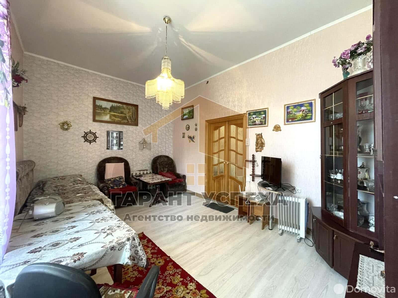 Купить 2-комнатную квартиру в Бресте, ул. Карла Маркса, 48900 USD, код: 1006797 - фото 1