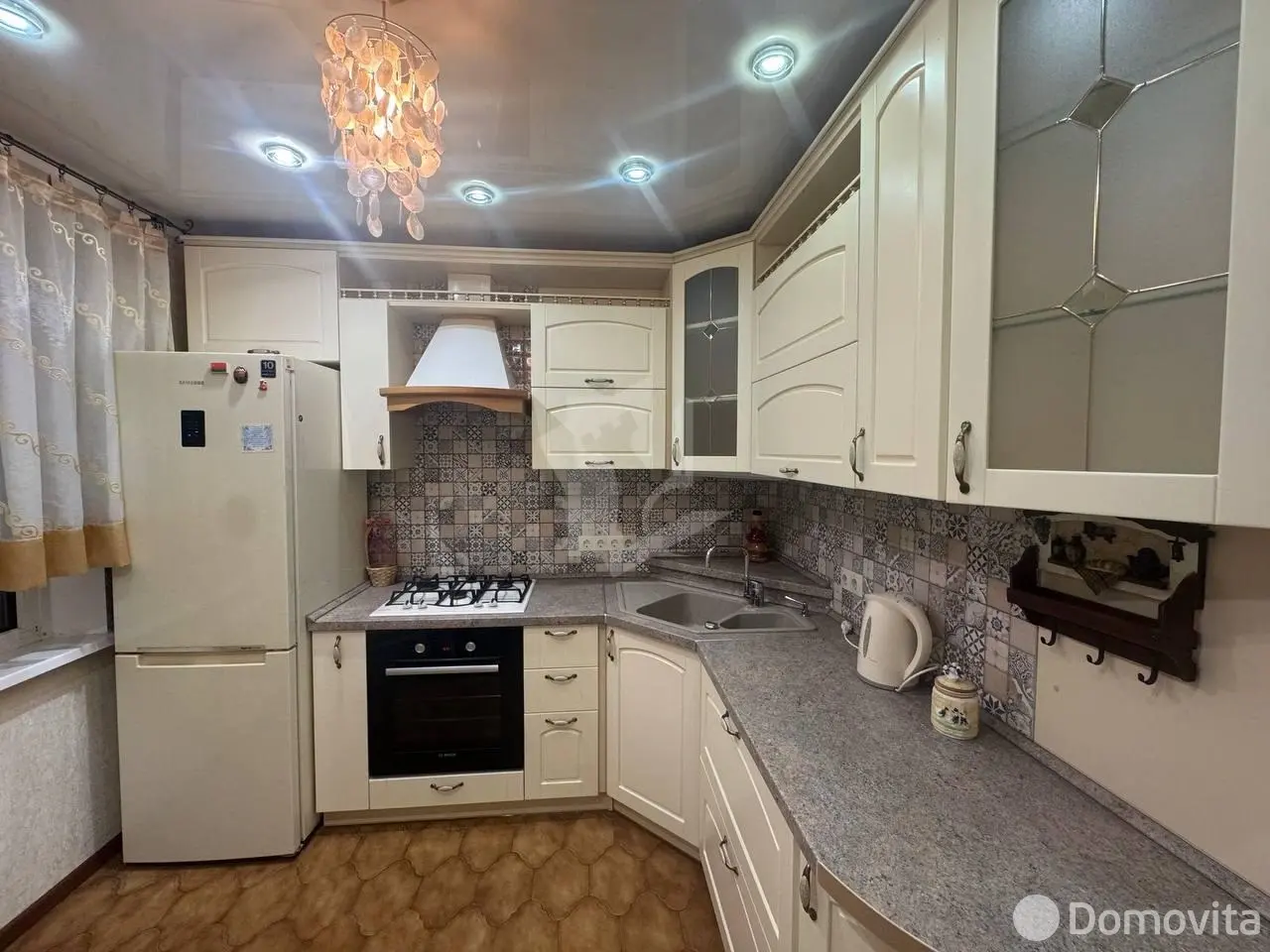 Стоимость аренды квартиры, Минск, ул. Парниковая, д. 3/1