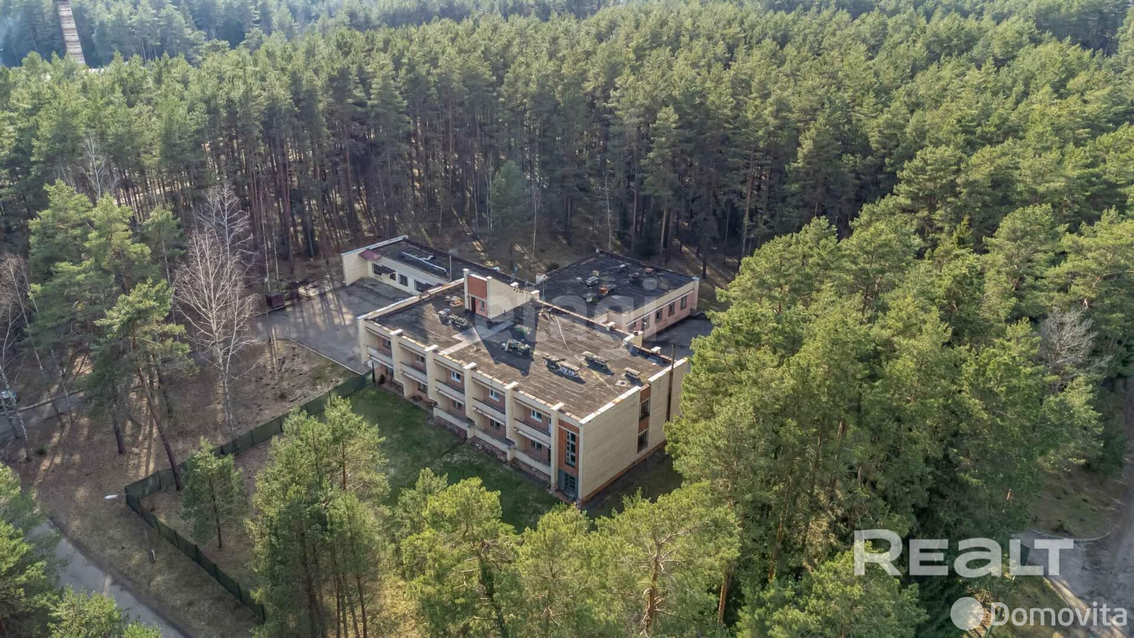 Купить помещение под сферу услуг в Ракове, ул. Боровая - фото 7